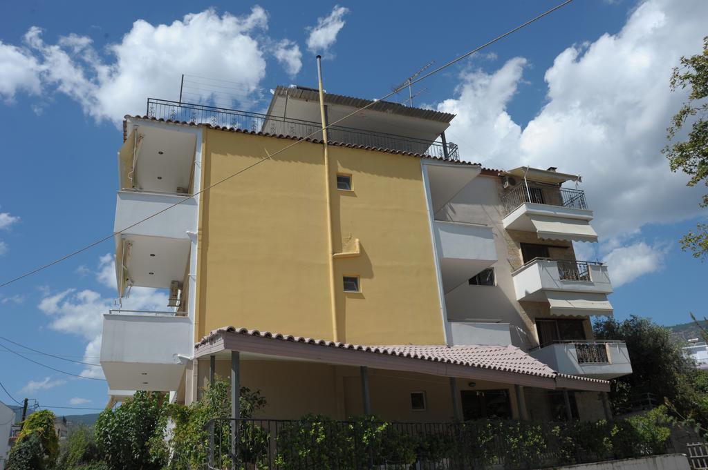 Iliahtida Apartments Ровиес Екстериор снимка
