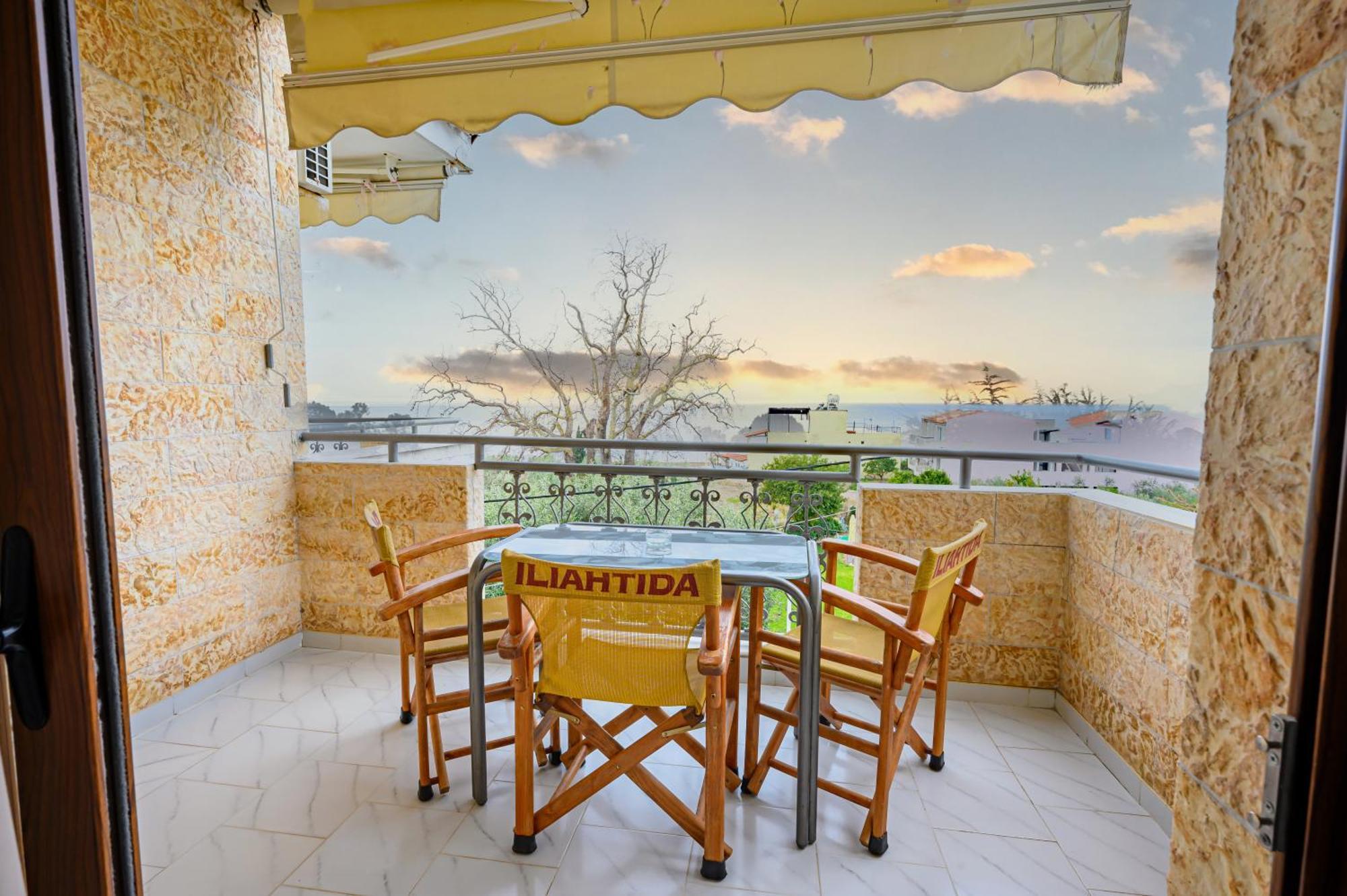 Iliahtida Apartments Ровиес Екстериор снимка