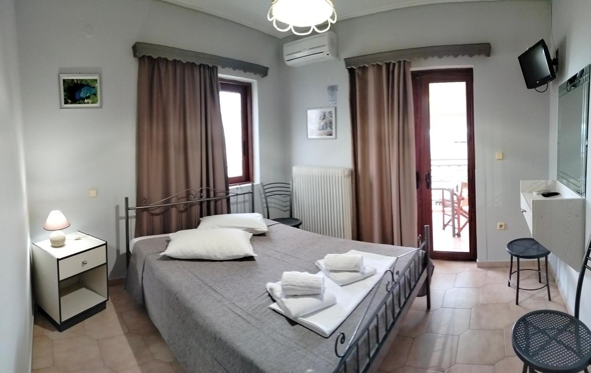 Iliahtida Apartments Ровиес Екстериор снимка