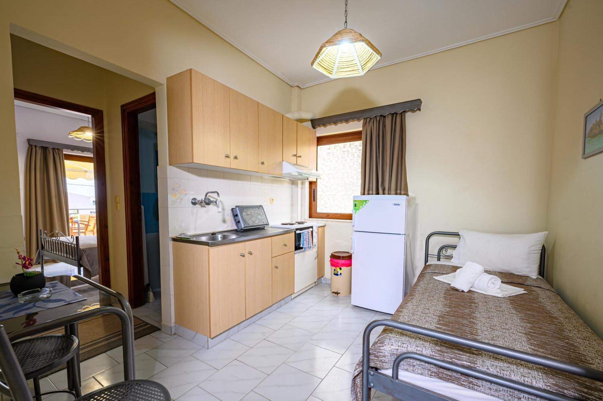 Iliahtida Apartments Ровиес Екстериор снимка