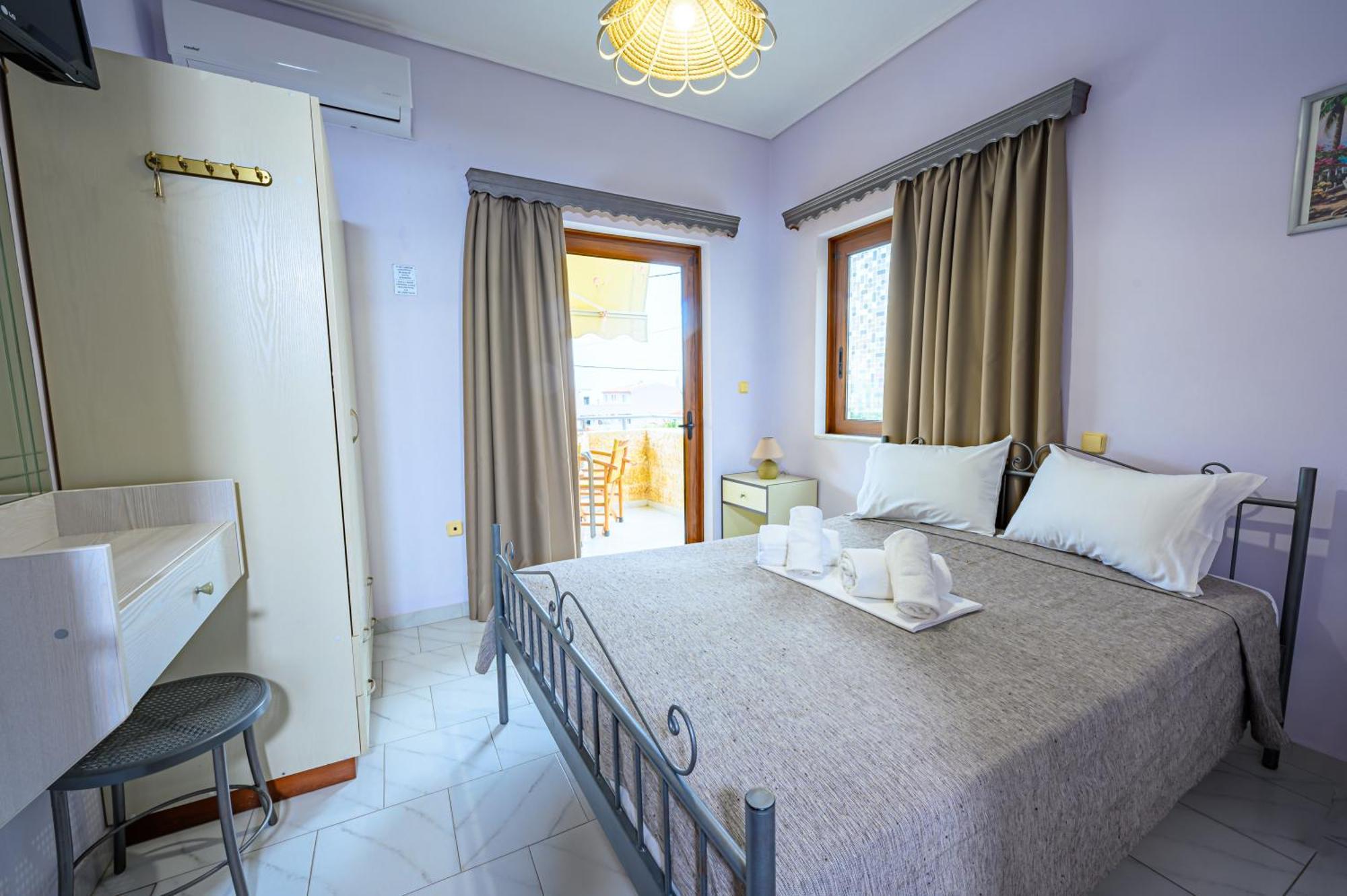 Iliahtida Apartments Ровиес Екстериор снимка
