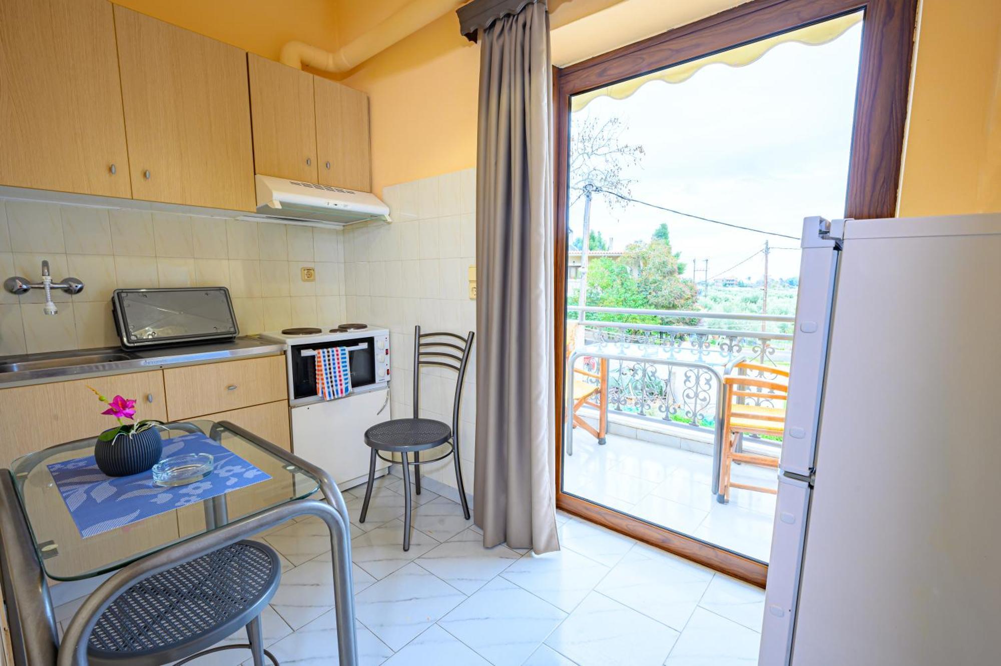 Iliahtida Apartments Ровиес Екстериор снимка