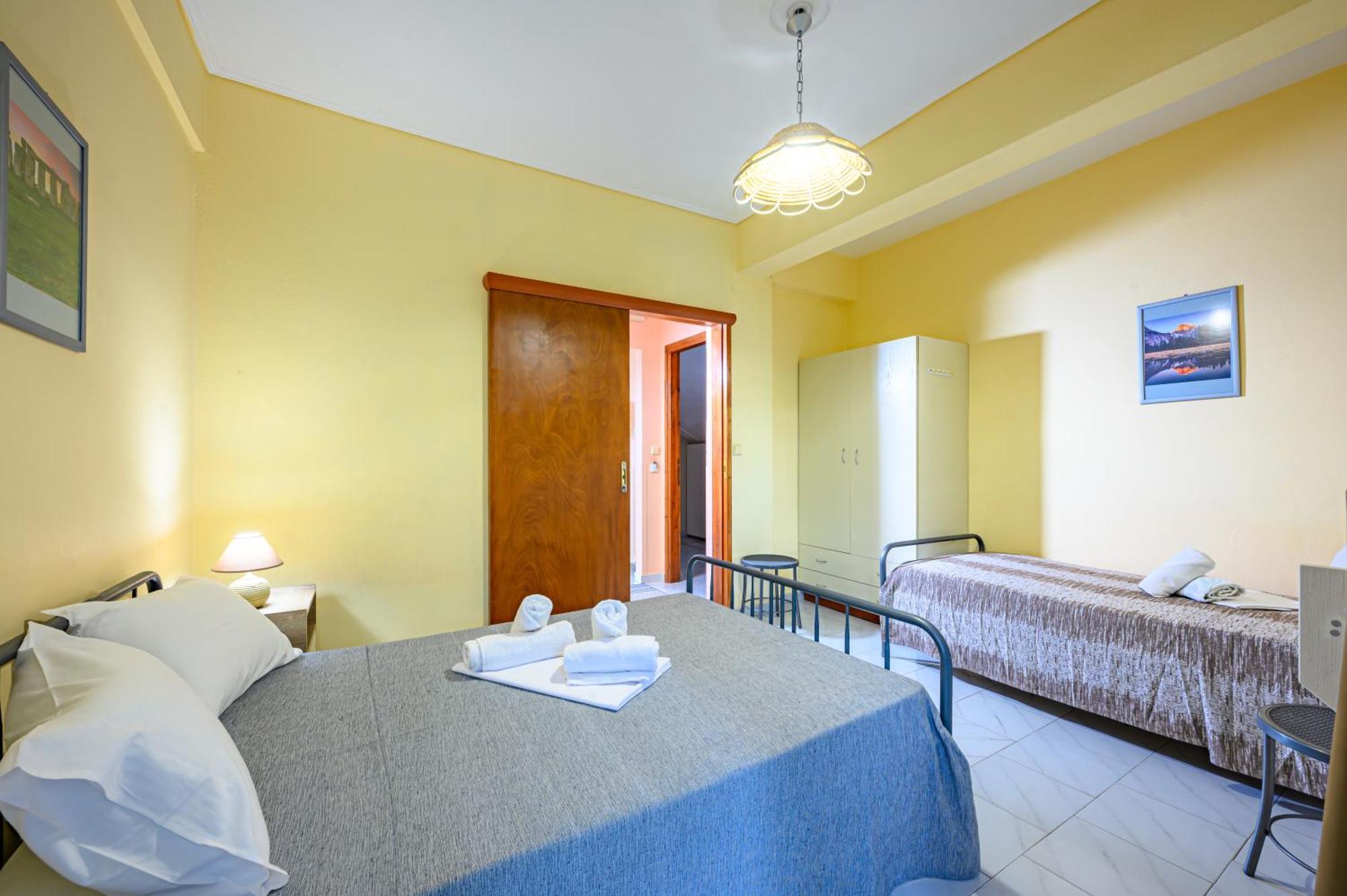 Iliahtida Apartments Ровиес Екстериор снимка