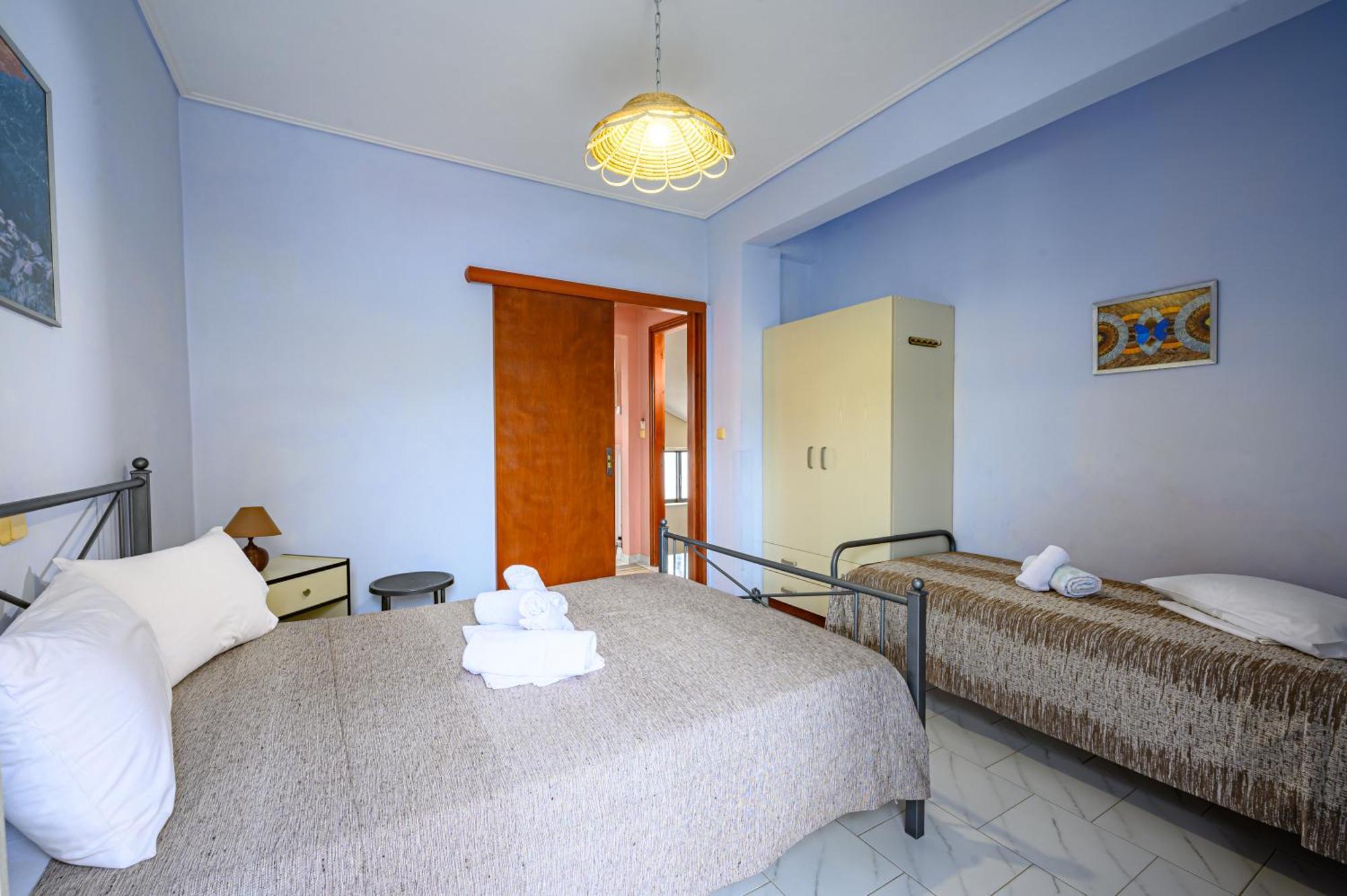Iliahtida Apartments Ровиес Екстериор снимка